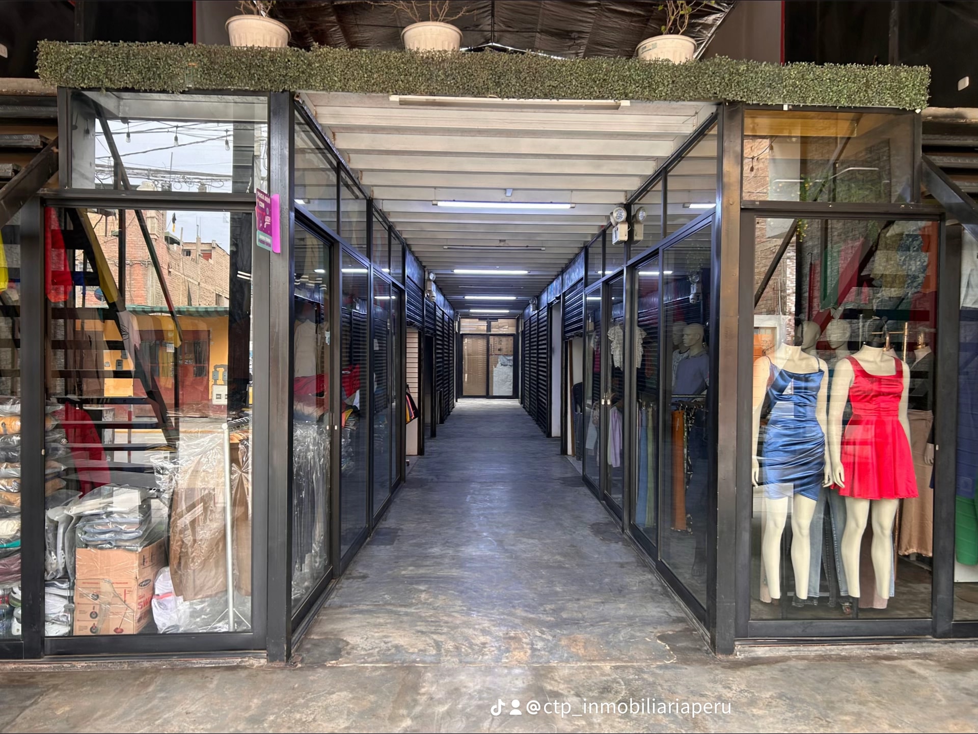 Centro comercial en Alquiler — foto 5