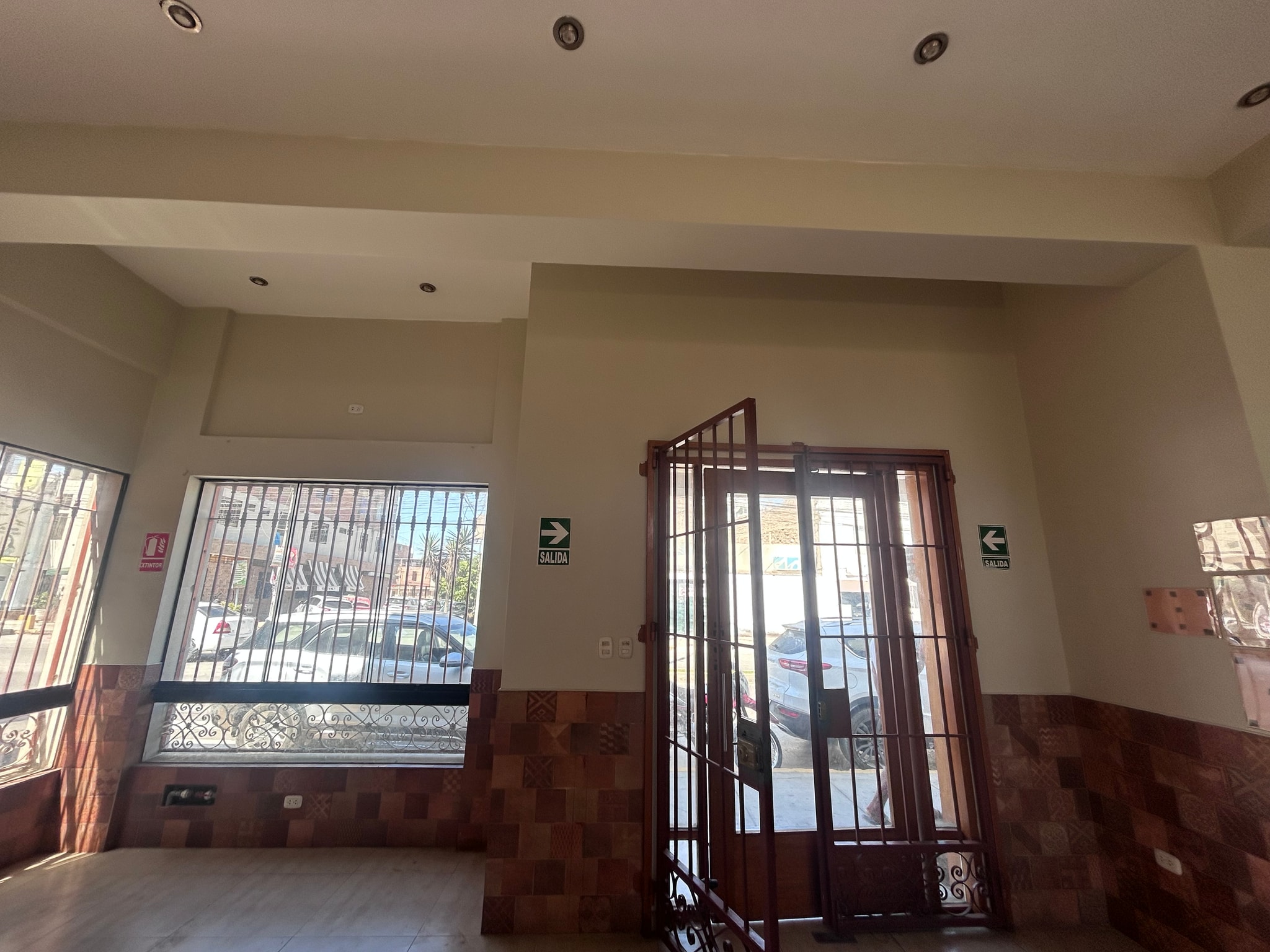 Venta de Edificio Comercial — foto 1