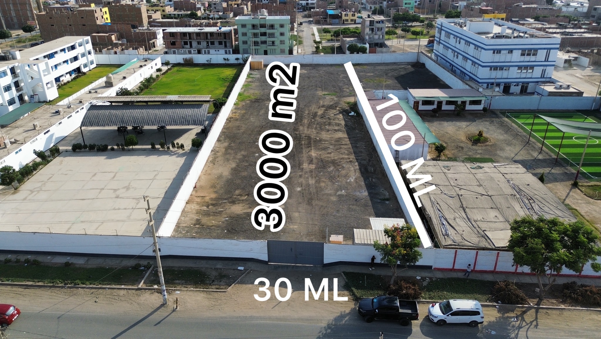Alquiler de 3000 m2 ingreso a Hualcara — foto 1