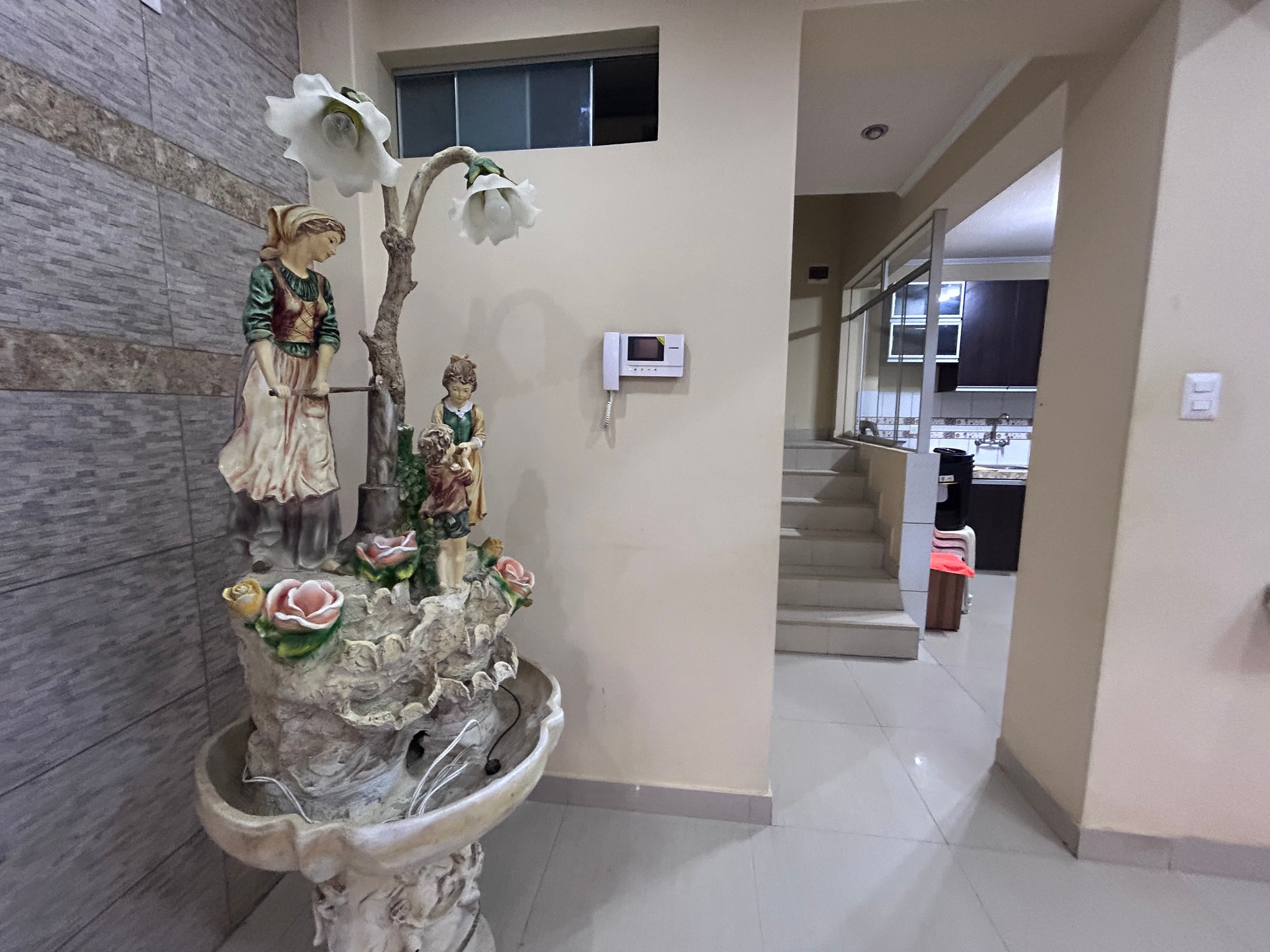 Casa en venta en Urb Santa Rosa — foto 2