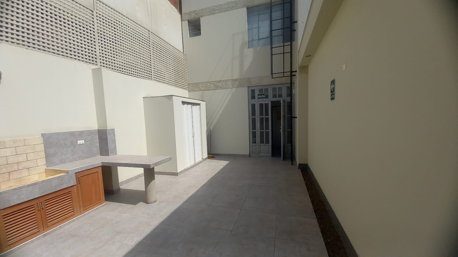 Alquiler de local empresarial en Cañete — foto 11