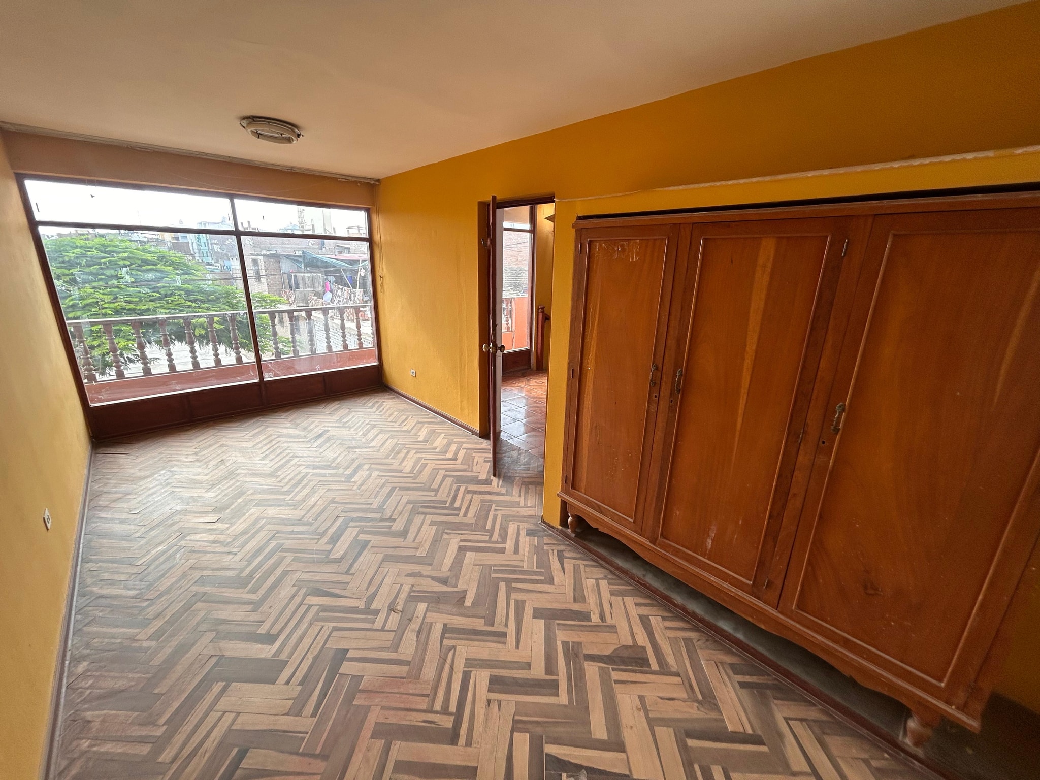 CASA EN VENTA URB SANTA ROSA — foto 3